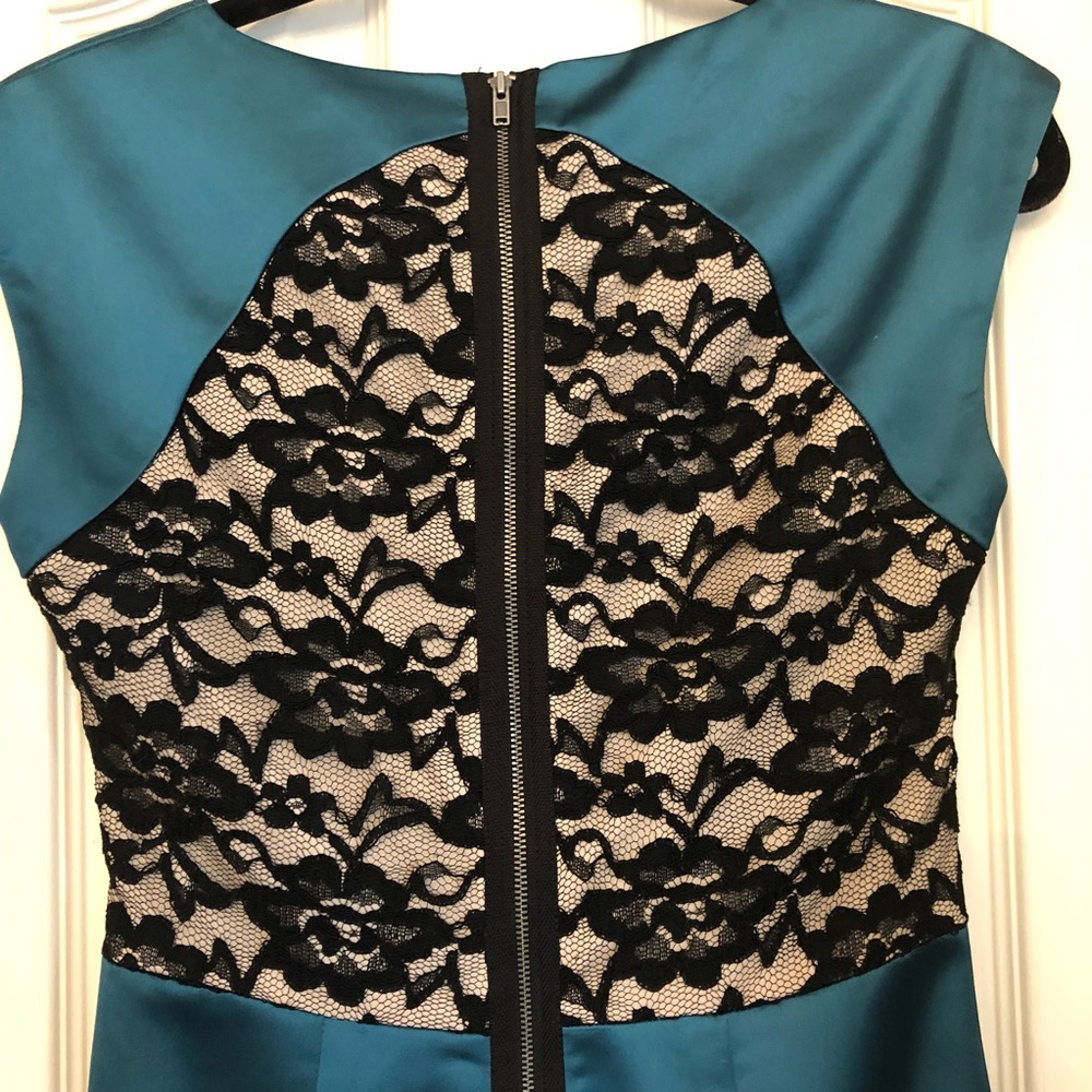 Maggy London  Cocktail Dress with lace back .  EUC - Picture 5 of 7